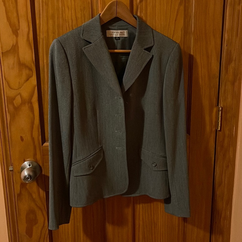 Tahari Blazer